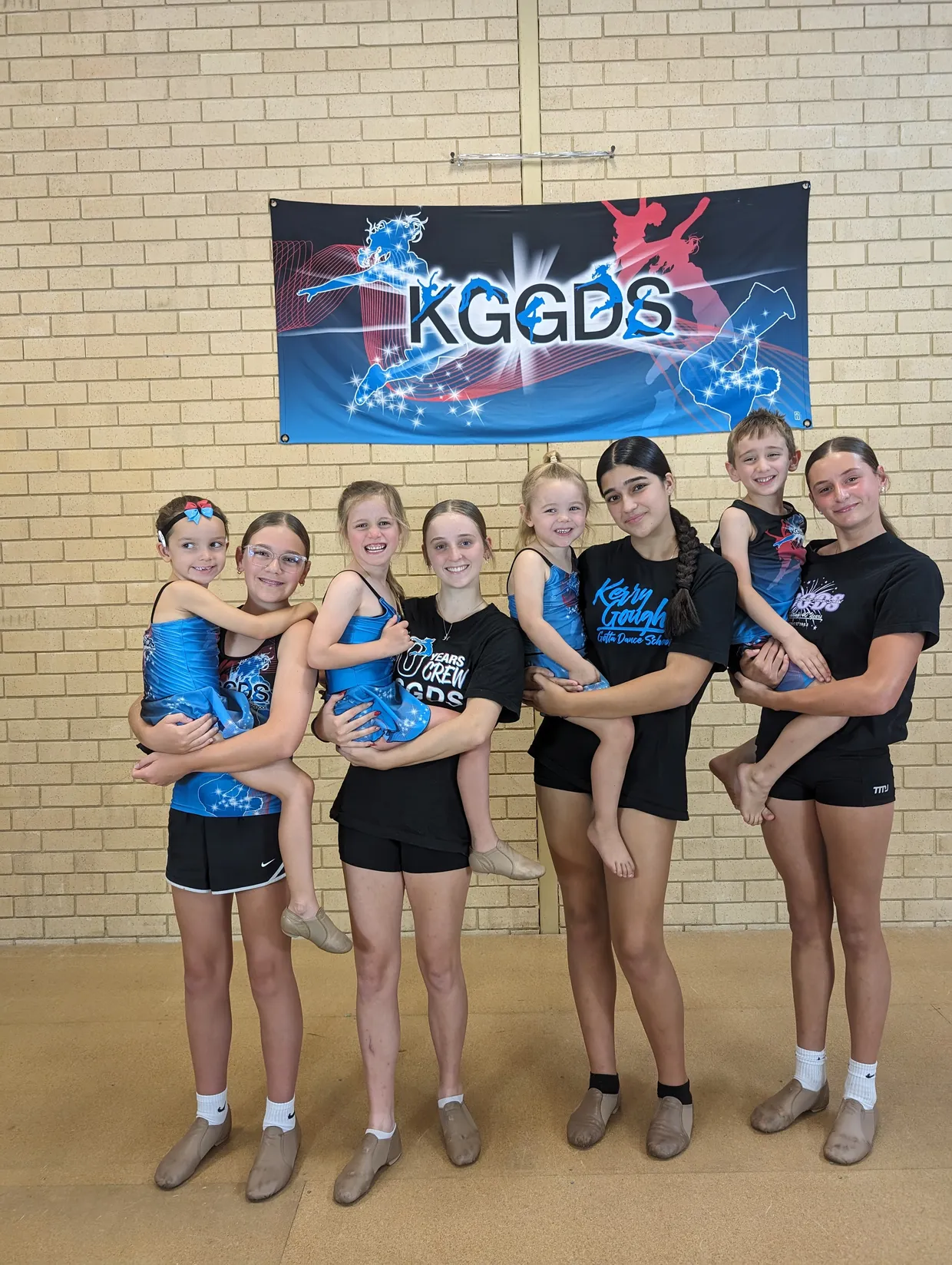 A group of Tiny tots students with student helpers.